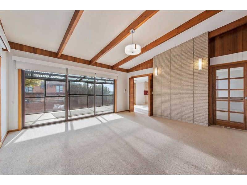 16 Haines Place, Devonport TAS 7310