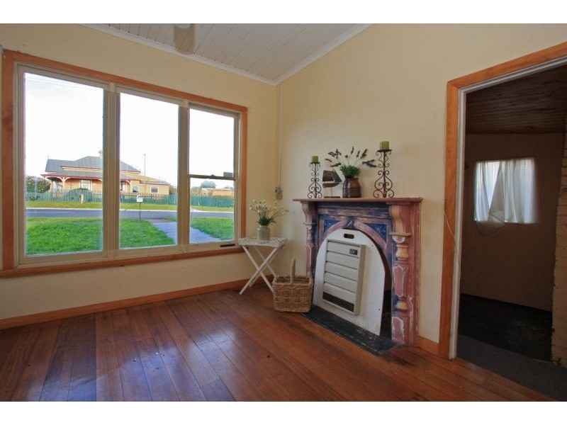 64 Mary Street, East Devonport TAS 7310