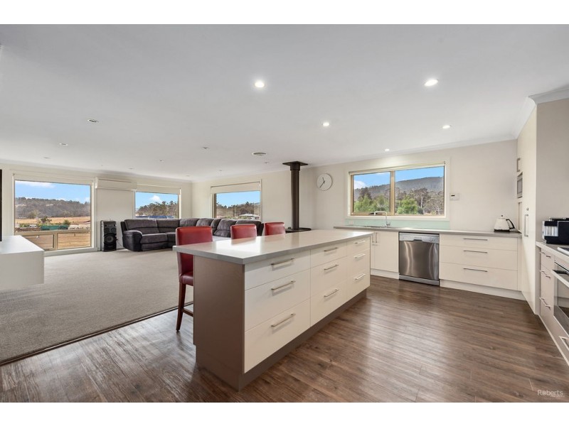 24 Lakeside Drive, Acacia Hills TAS 7306