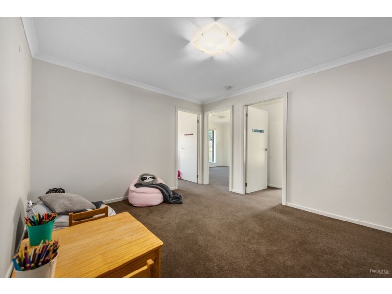 24 Lakeside Drive, Acacia Hills TAS 7306