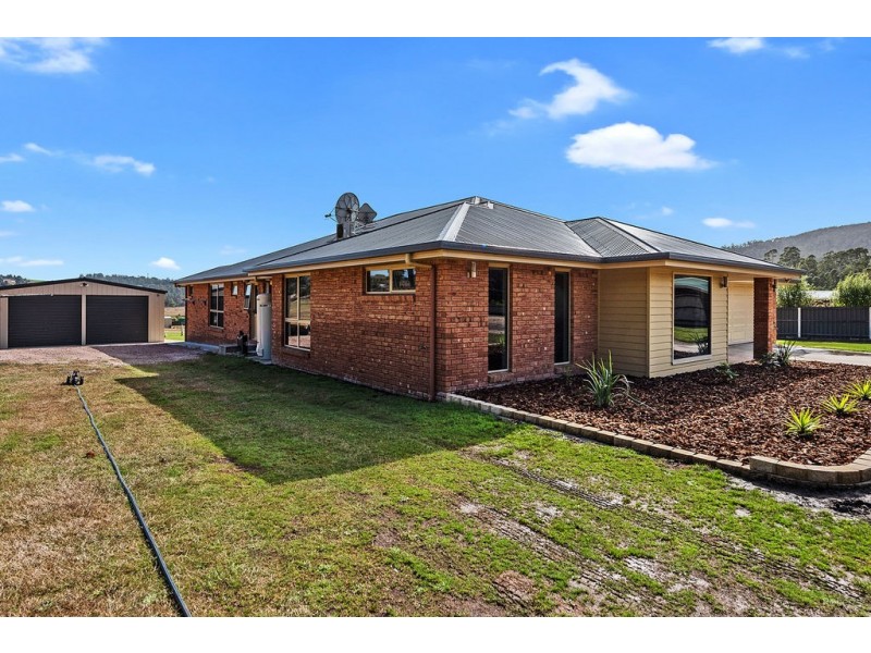 24 Lakeside Drive, Acacia Hills TAS 7306