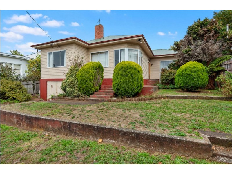 69 William Street, Devonport TAS 7310