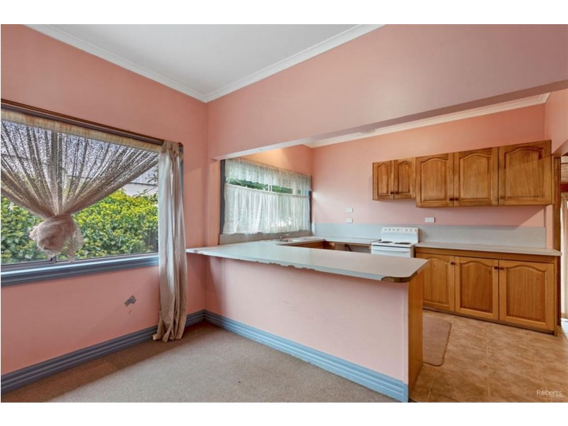 69 William Street, Devonport TAS 7310