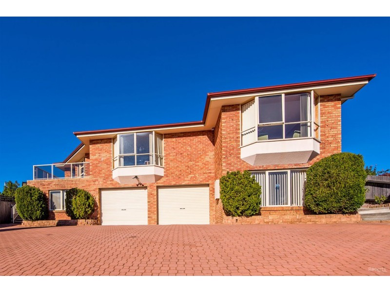 8 Pengali Place, Devonport TAS 7310