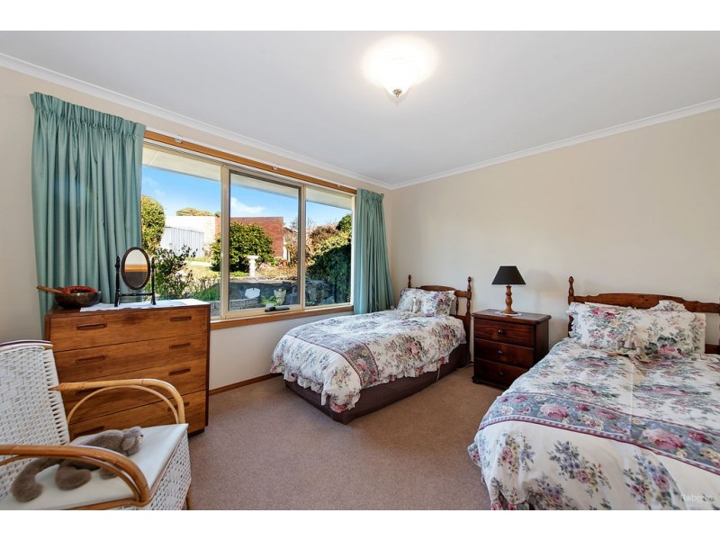 8 Pengali Place, Devonport TAS 7310