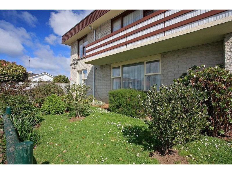 9/44-46 Hiller Street, Devonport TAS 7310