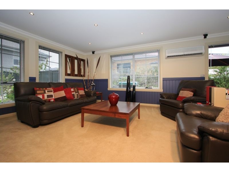Unit 2/16 St Andrews Drive, Devonport TAS 7310