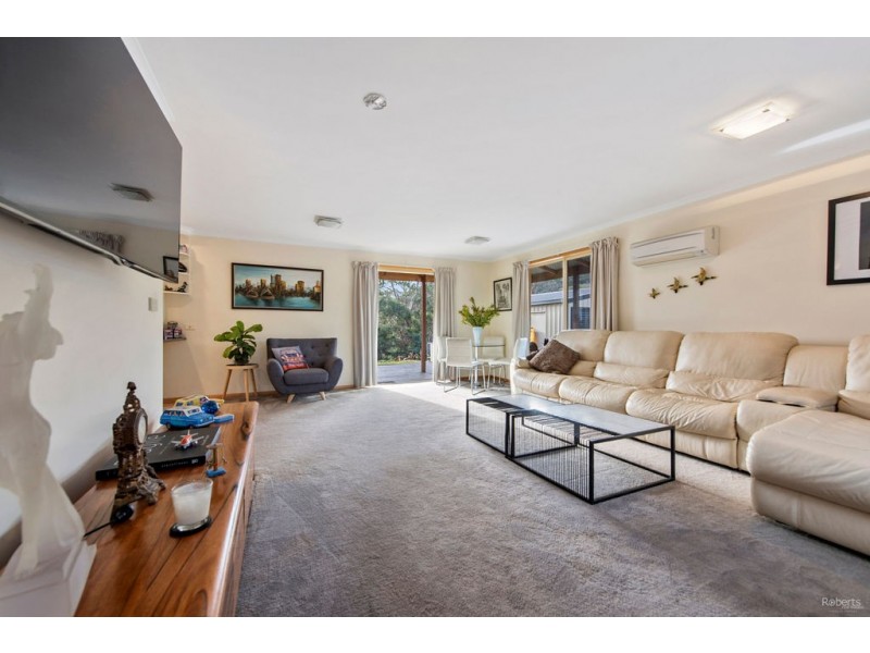 32 Camborne Drive, Acacia Hills TAS 7306