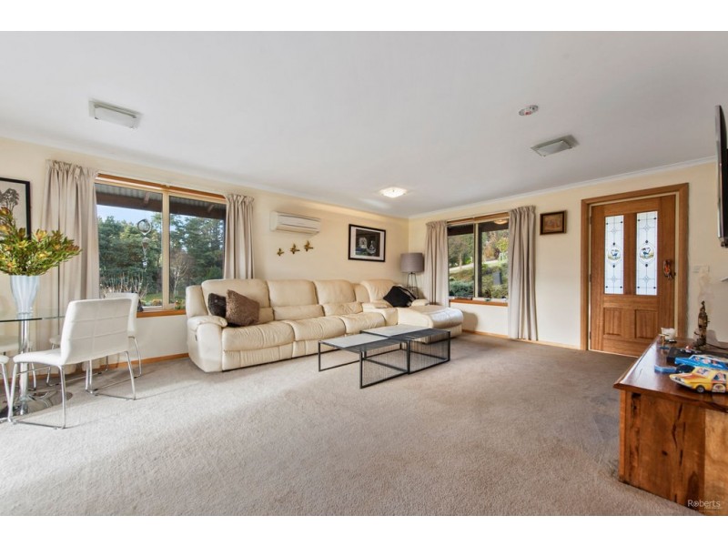 32 Camborne Drive, Acacia Hills TAS 7306