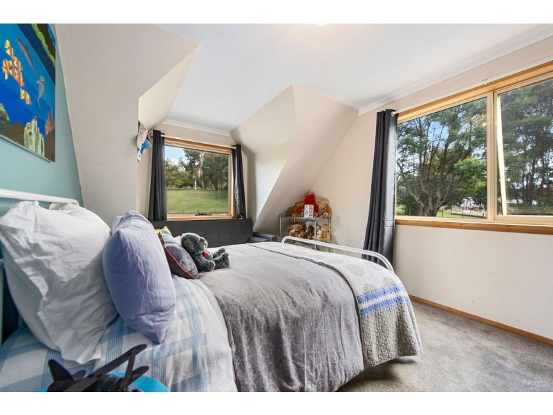 32 Camborne Drive, Acacia Hills TAS 7306