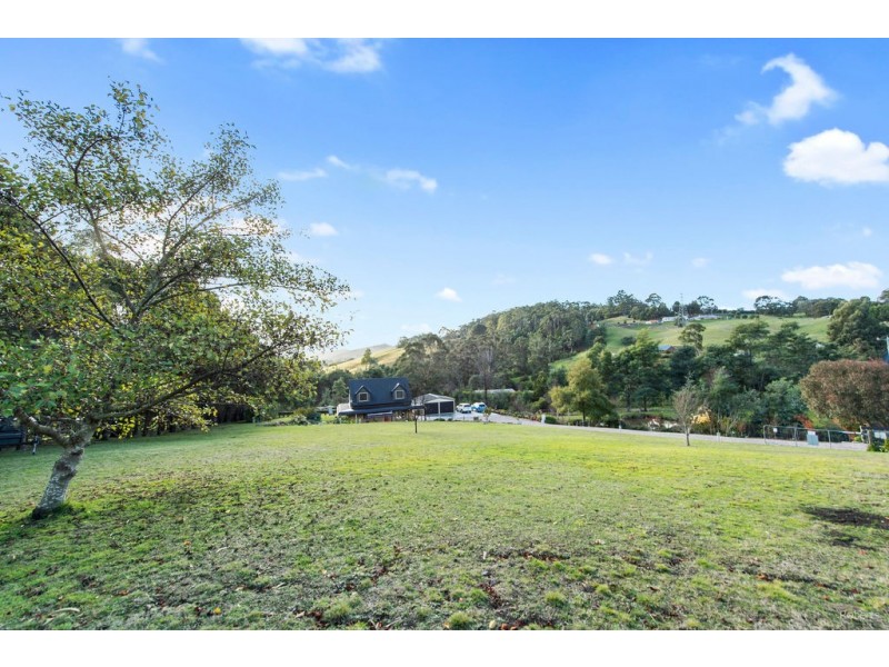 32 Camborne Drive, Acacia Hills TAS 7306