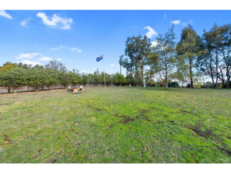 32 Camborne Drive, Acacia Hills TAS 7306