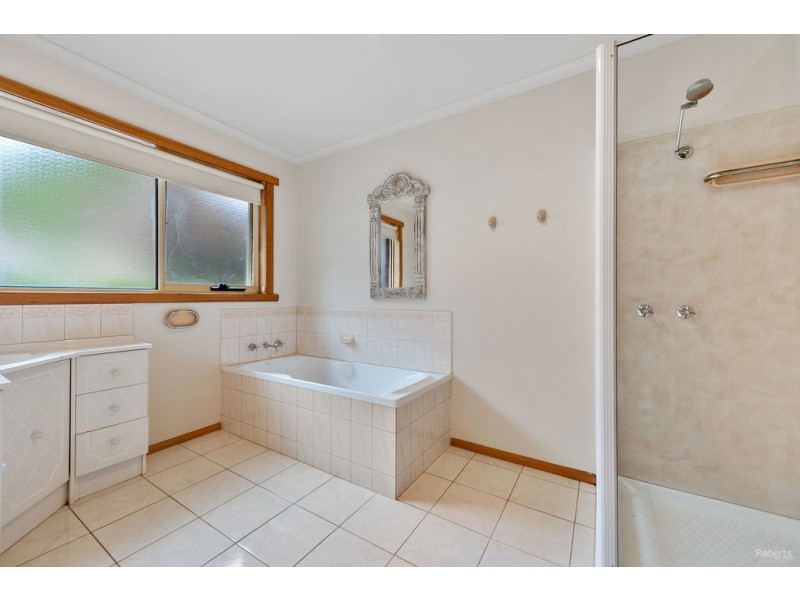 20 Georgiana Street, Devonport TAS 7310