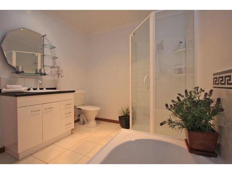 76 Valley Road, Devonport TAS 7310