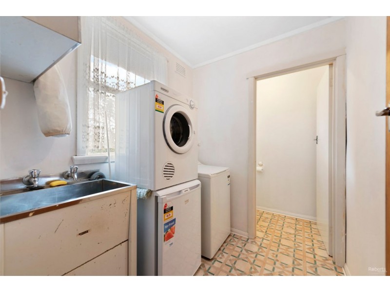 7 Pine Place, Devonport TAS 7310