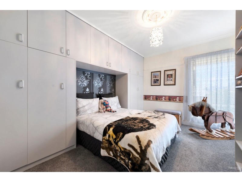 182 Steele Street, Devonport TAS 7310