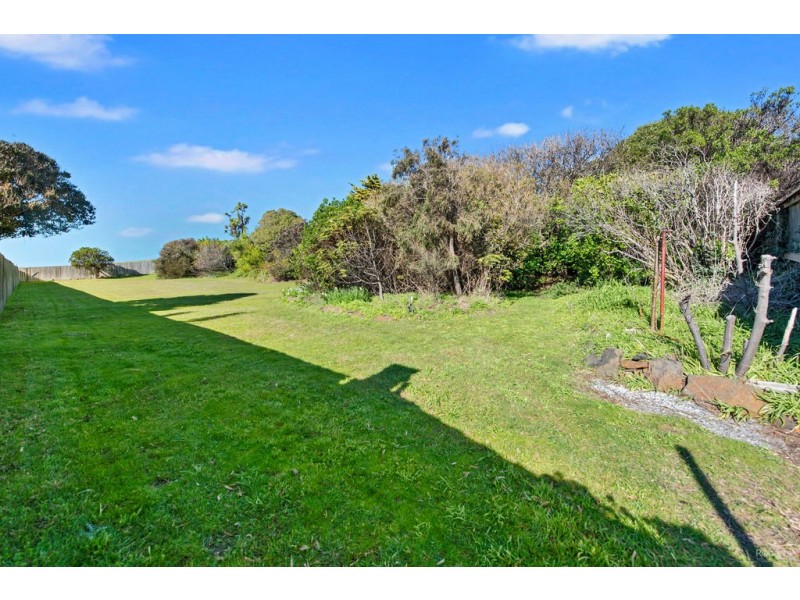 10 Illaroo Avenue, East Devonport TAS 7310