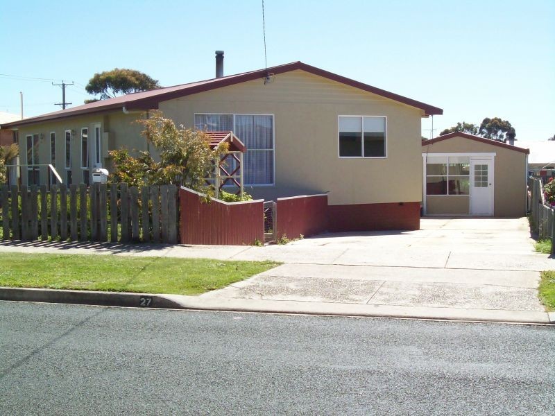 27 Triton Road, East Devonport TAS 7310