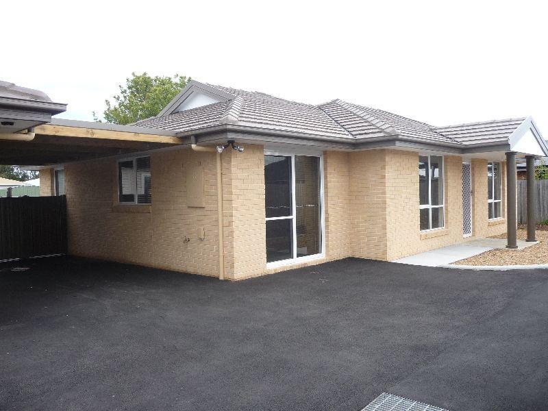 2/20 Madden Crescent, Devonport TAS 7310