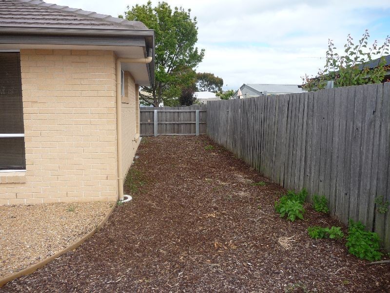 2/20 Madden Crescent, Devonport TAS 7310