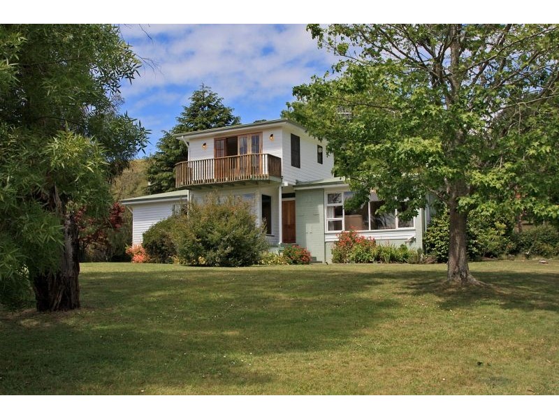 127  Leith Road, Leith TAS 7315