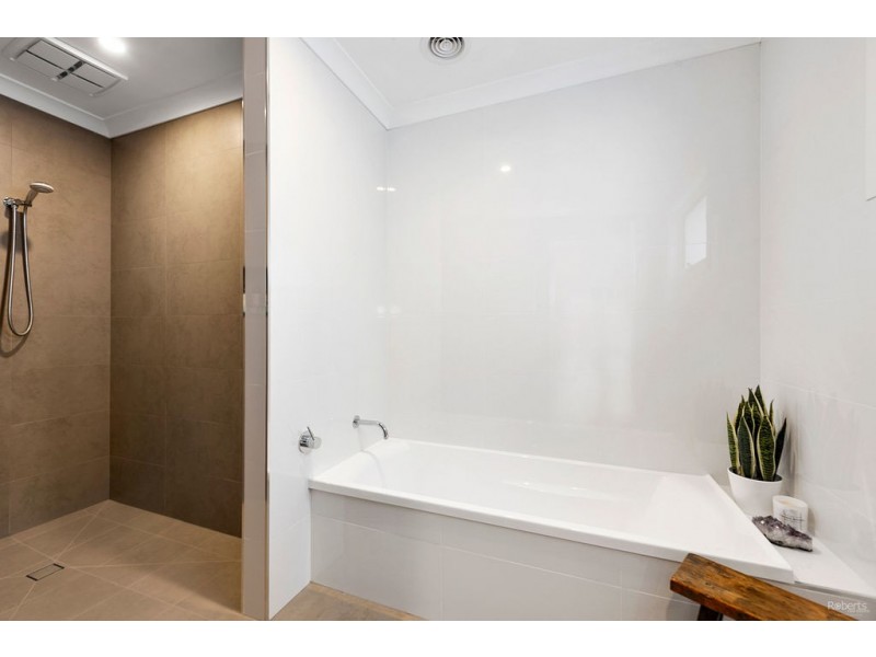 10 Holliview Way, Ulverstone TAS 7315