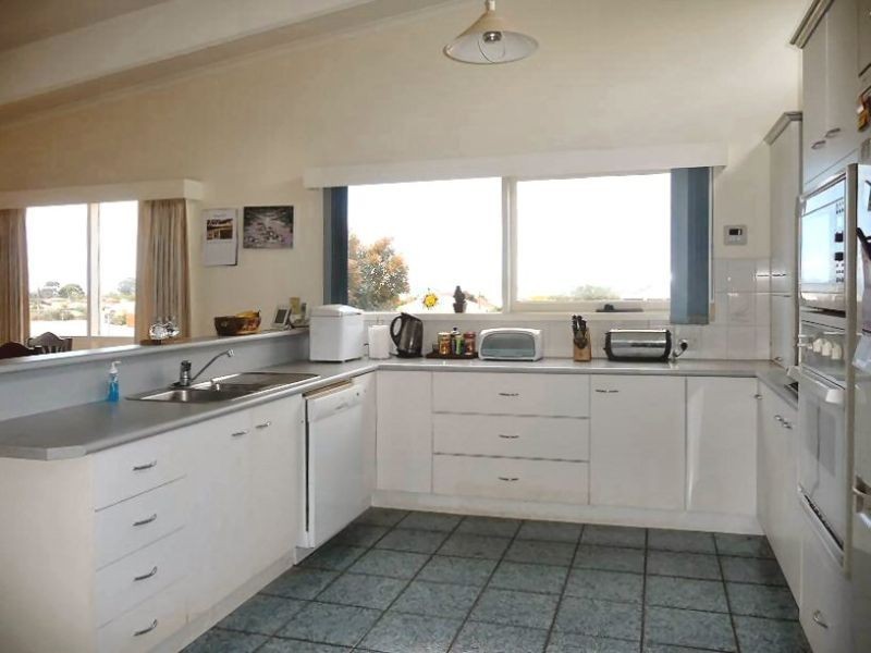 16 Morgan Court, Devonport TAS 7310