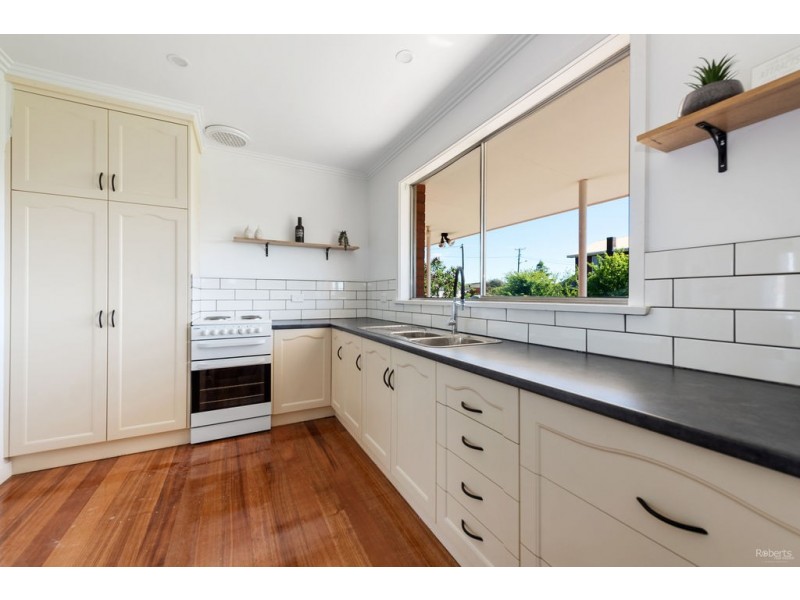 12 Bertha Street, West Ulverstone TAS 7315