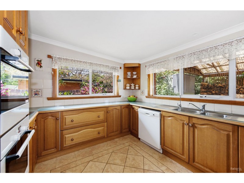 135 Best Street, Devonport TAS 7310