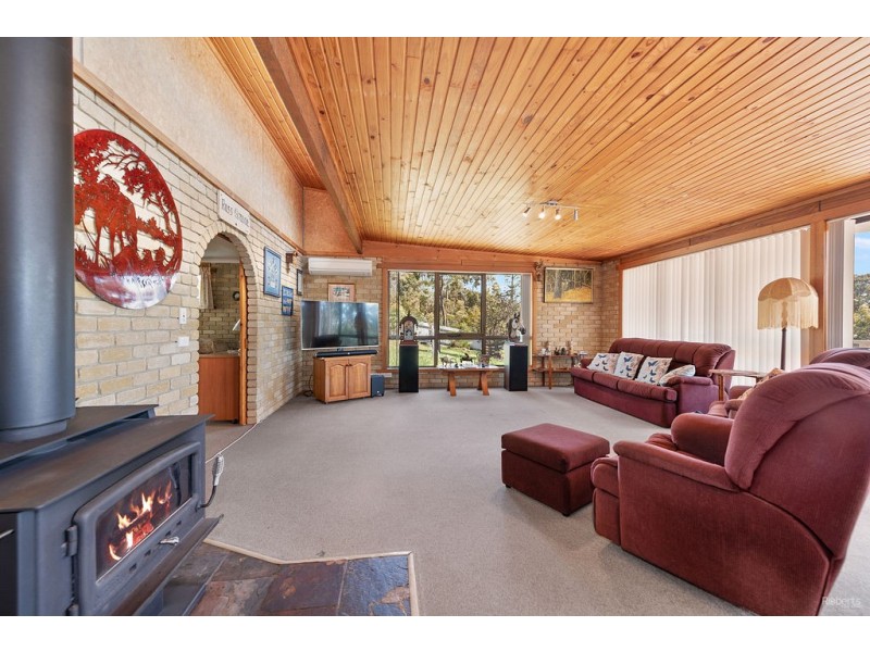 72A Hillcrest Road, Devonport TAS 7310