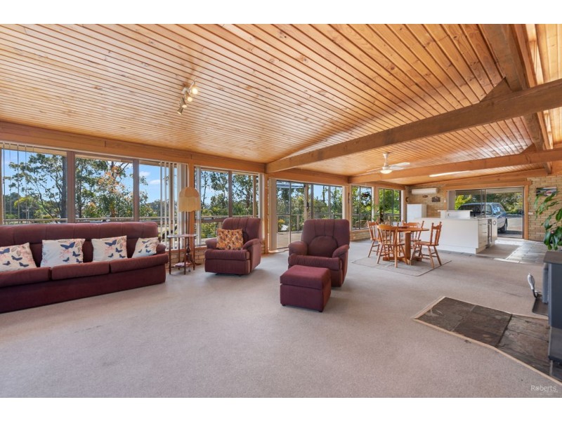 72A Hillcrest Road, Devonport TAS 7310