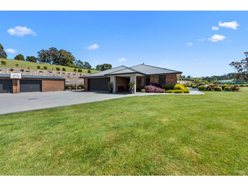 32 Lakeside Drive, Acacia Hills TAS 7306