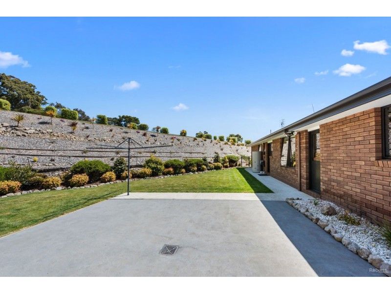 32 Lakeside Drive, Acacia Hills TAS 7306