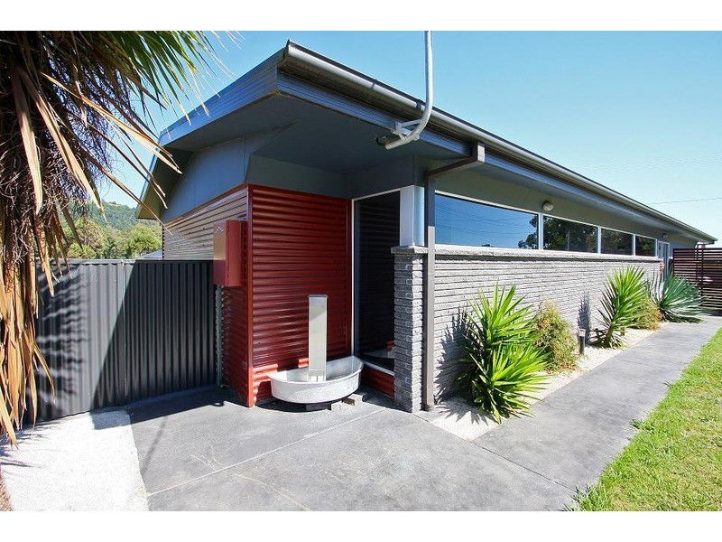 126 Sheffield Road, Devonport TAS 7310