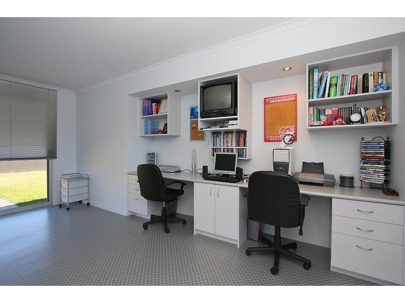 126 Sheffield Road, Devonport TAS 7310