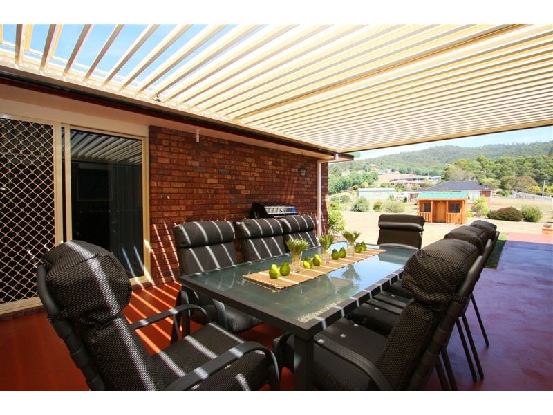 2 Bass Avenue, Spreyton TAS 7310