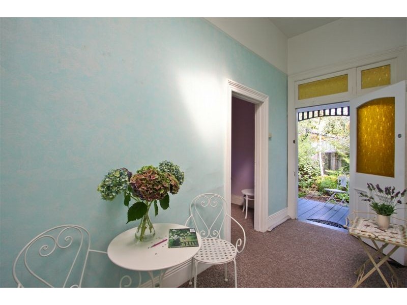 27 Victoria Parade, Devonport TAS 7310
