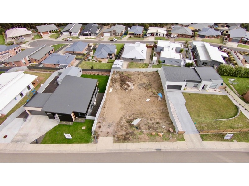 7A and 7B Tatiana Close, Devonport TAS 7310