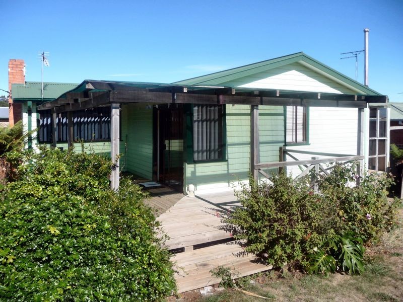 25 Triton Road, East Devonport TAS 7310