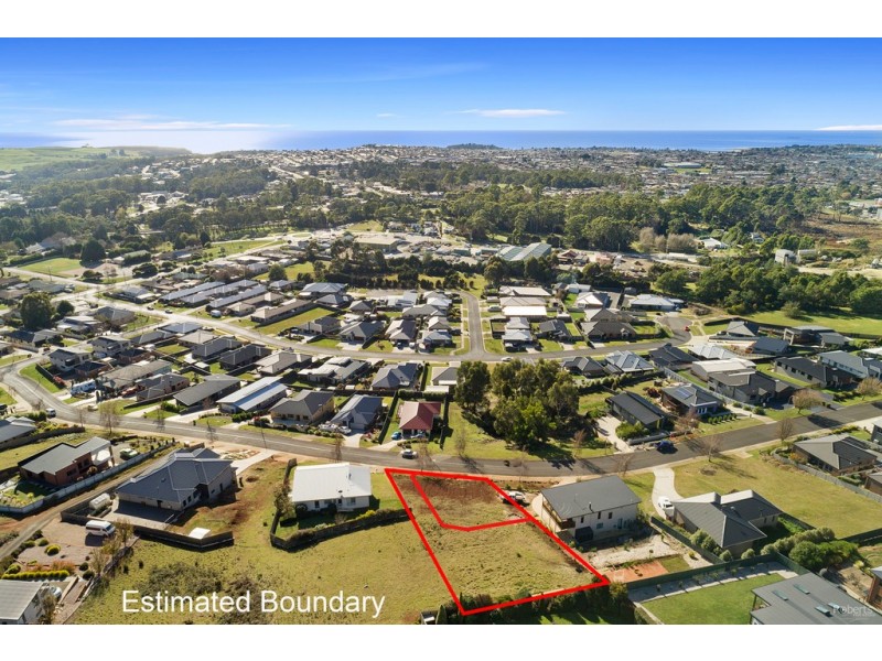 21 McCall Terrace, Stony Rise TAS 7310