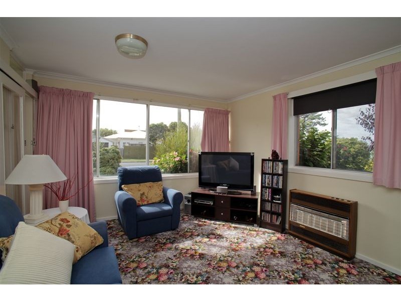 1/38 Victoria Parade, Devonport TAS 7310