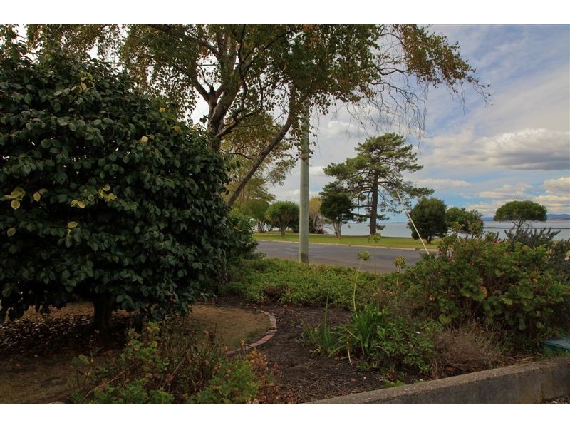 1/38 Victoria Parade, Devonport TAS 7310