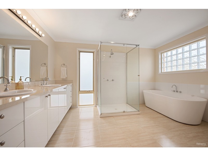 35 Skyline Drive, East Devonport TAS 7310