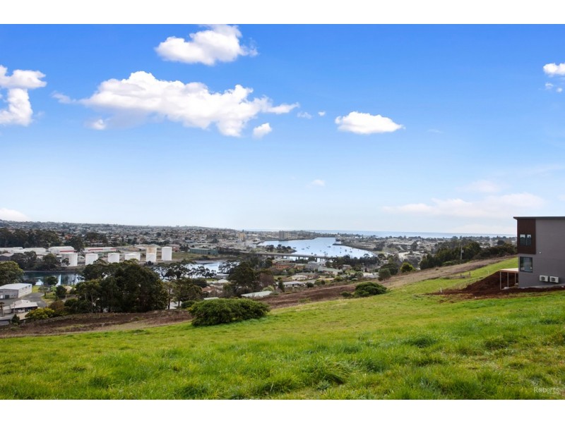 35 Skyline Drive, East Devonport TAS 7310