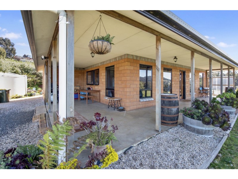 106 Brooks Road, Lower Barrington TAS 7306
