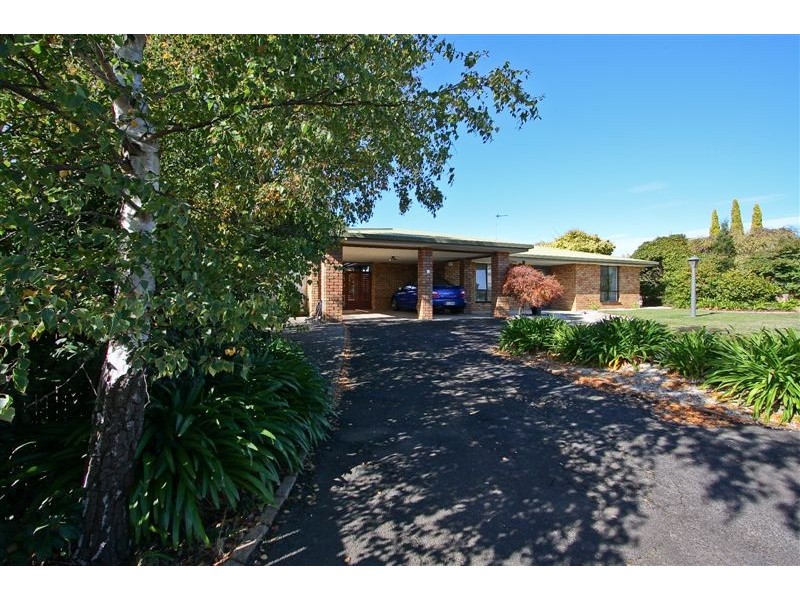 1 Amaroo Place, Devonport TAS 7310