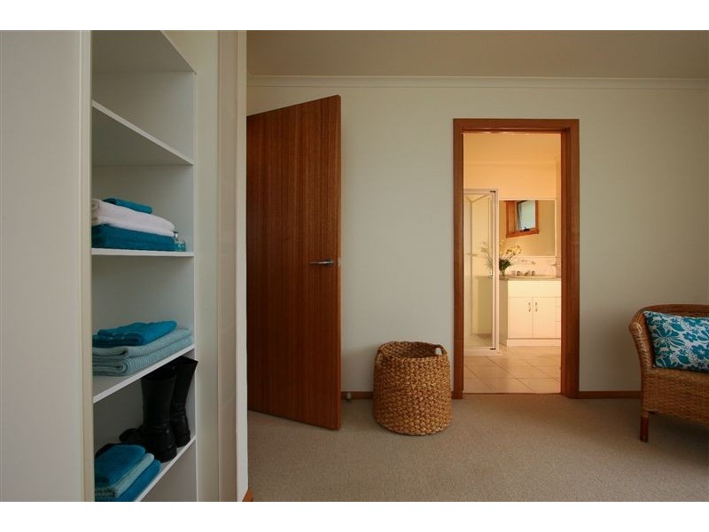 2/111 Steele Street, Devonport TAS 7310