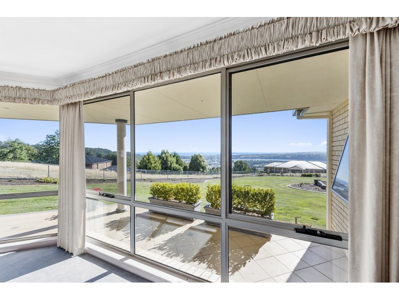 16 Ellice Hill Drive, Spreyton TAS 7310