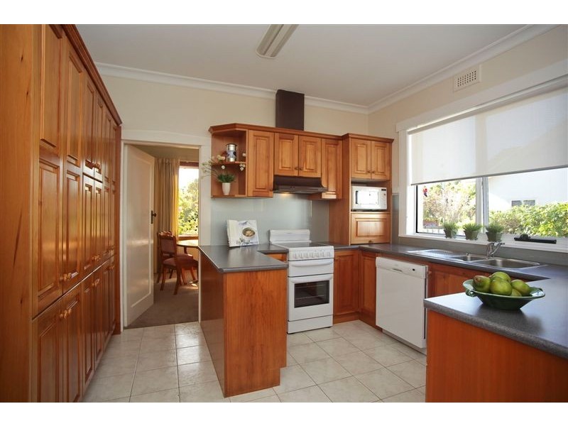 11 George Street, Devonport TAS 7310