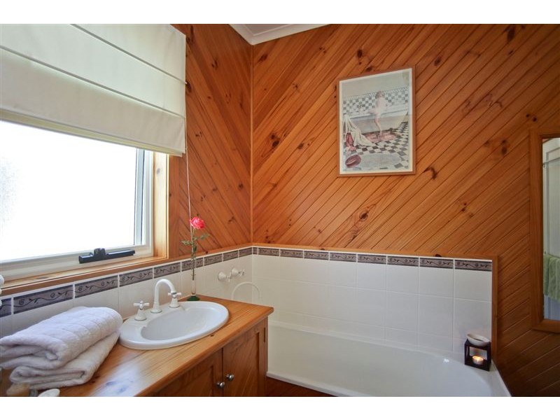 11 George Street, Devonport TAS 7310